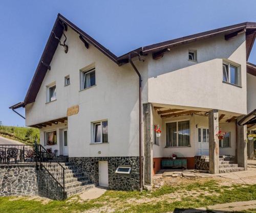 Casa Luna Șirnea
