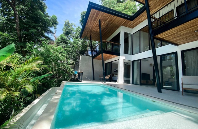 Casa Luna, inside Luna Villas