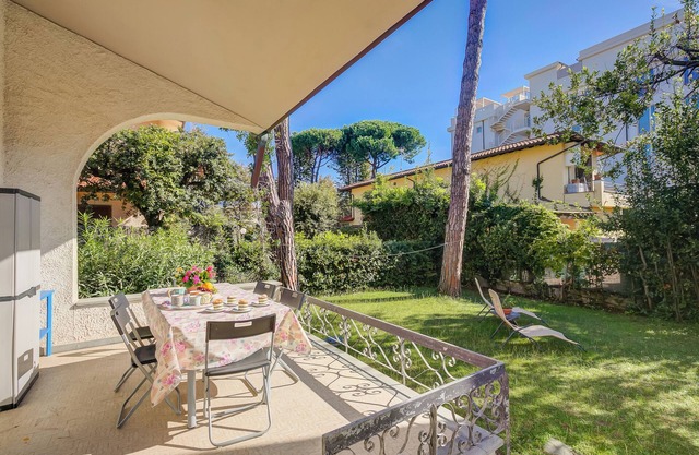 Casa Maddalena al Mare 600m from sea, Marina di Pietrasanta, Italy