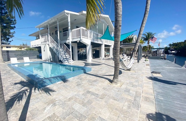 Casa Marina - Key Largo Waterfront Home with Private Pool, Boat Ramp & Dockage!