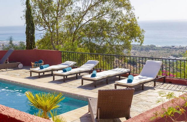 Casa Meridian - Private villa with Pool and Seaview