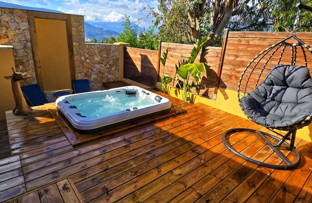 Casa Milesa – Peaceful haven with jacuzzi, parking and vineyard views