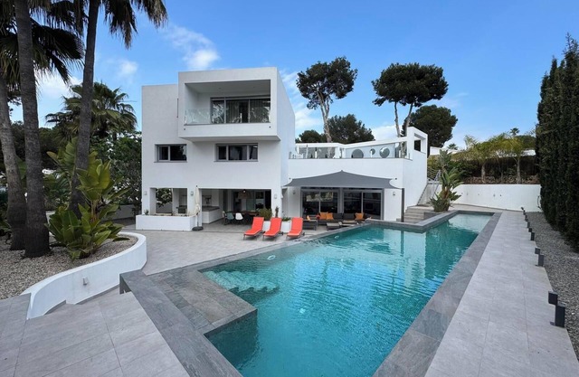 CASA MINTY, Pla del Mar, Moraira, within walking distance to the town center