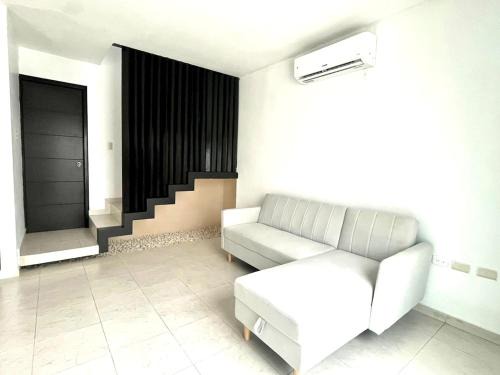 Casa MODERNA MALECON PLAYA