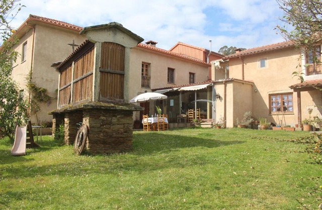 Casa Pousadoira