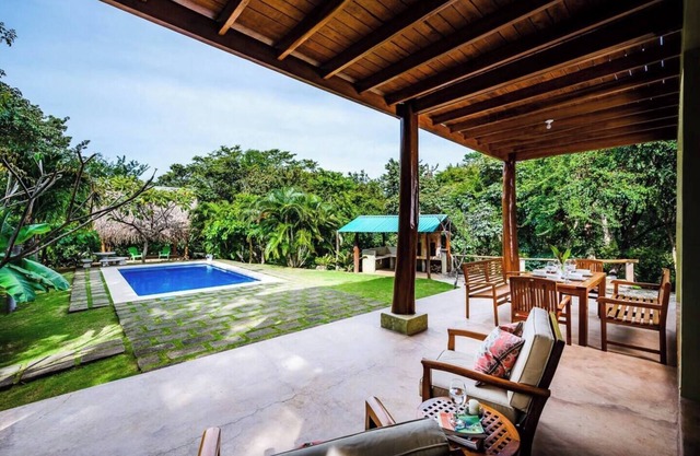 Casa Tranquila- spacious and quiet 3 bedroom villa with pool