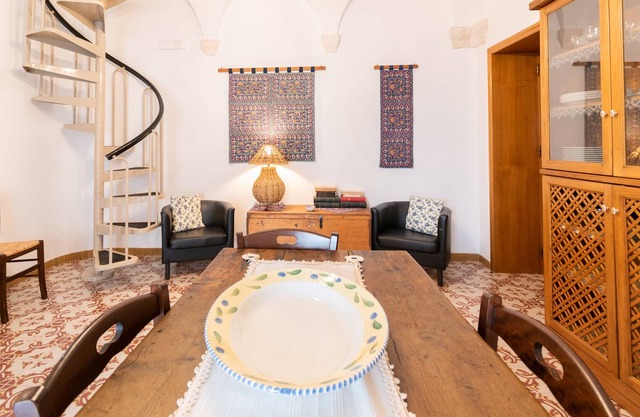 Casa Violetta by Typney