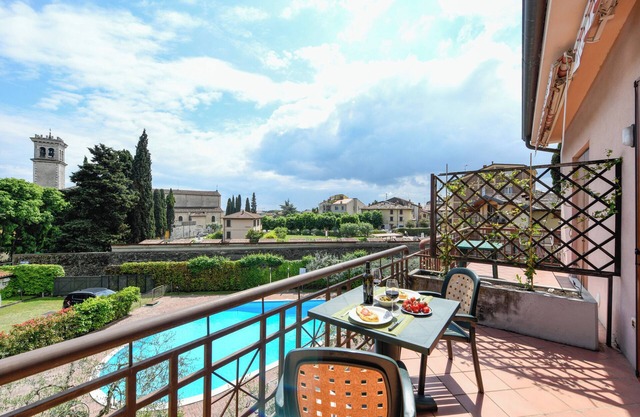 Casa Vuvi:Garda Lake Vibes - Two-bedroom apartment near the beach.