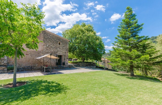 CASEREU - VALLDEMOSSA - Chalet with private garden in Valldemossa. Free WiFi