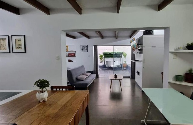 Casita en zona céntrica.