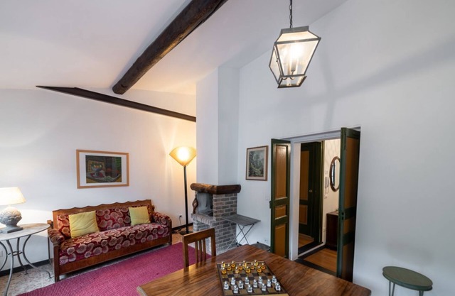 Castelvittorio Medieval Getaway! Roomy Apt x6