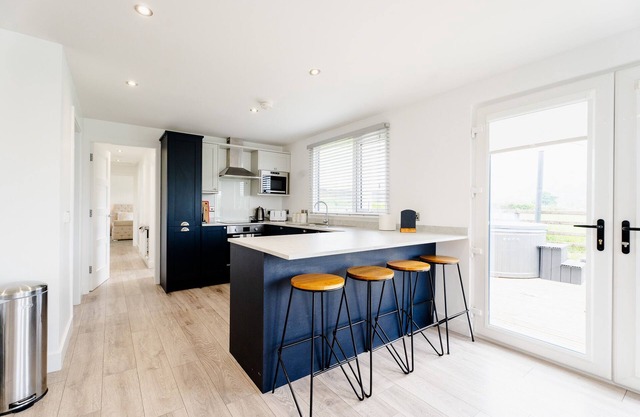 Castle View Chalet by Clonlum Cottages