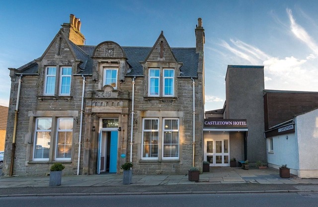 Castletown Hotel