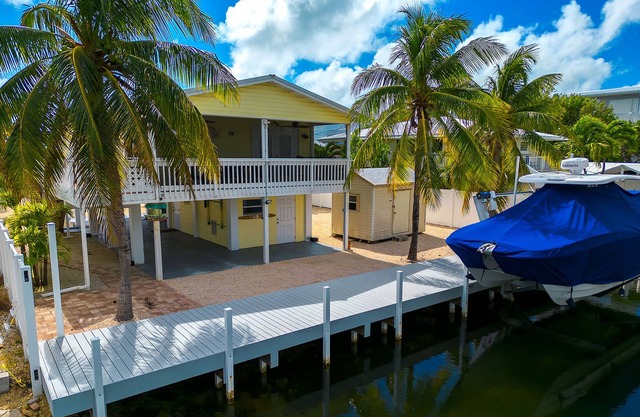 Cayman Cottage | 3 bed/2 bath boating home on Ramrod Key