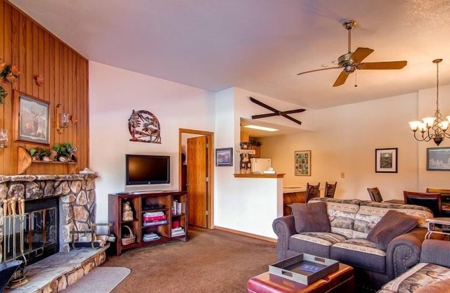 Cc102 Buffalo Ge 2 Bedroom Condo by Redawning