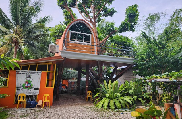 Cebu Treehouse : Modern Nature Retreat