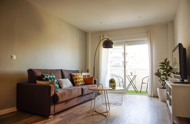 CENTRAL Apartment with PARKING INCLUDED