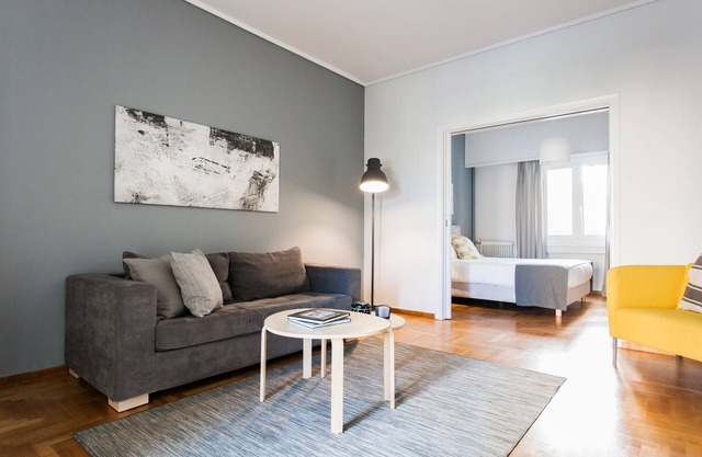Central Cosy 2BD Apartment in Plaka