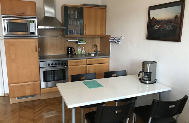 Central located Holiday Flat near Opera House for four persons.