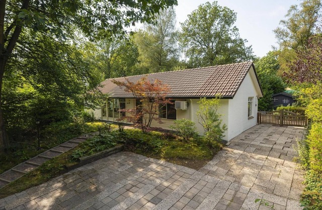 Central luxury group villa with hot tub, five bedrooms, large kitchen, and fenced garden. Plenty of privacy and comfort both indoors and outdoors.