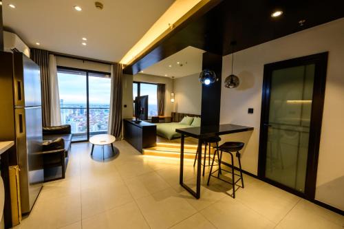 Central Phnom Penh Sky Suite