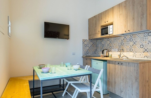 Central Station Housing - Apartment 2 by Wonderful Italy