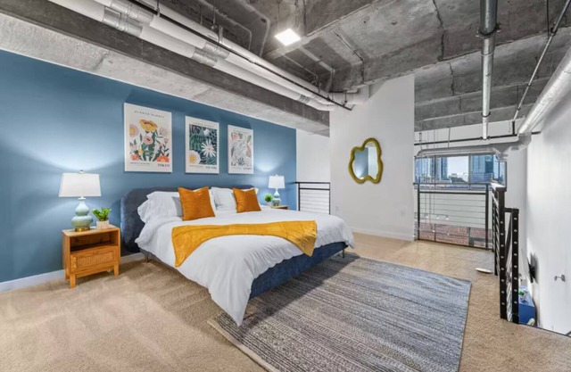 Central & Stylish Loft - 2Bed/2Bath - Atlantic Station 2nd Floor - near GA Tech