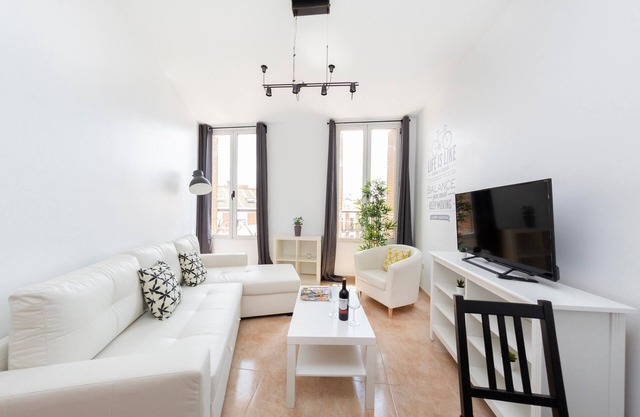 Centrally Located Apartment w/Kitchen, A/C, & WiFi - Steps to Dining & Shops