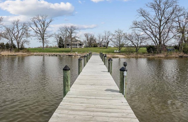 Centreville Waterfront Farm | 170 Acres | Pool | Private Dock | Private Beach |