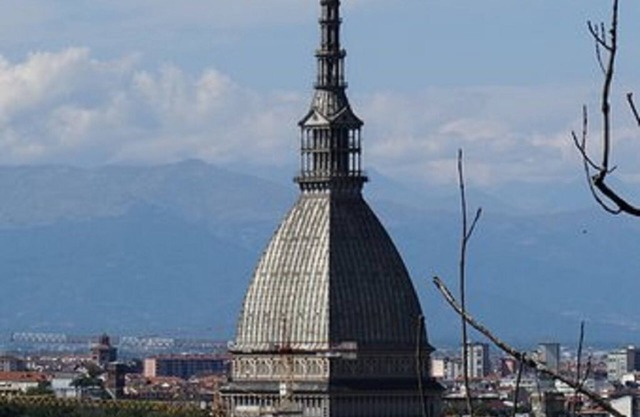 Centro attico con terrazza