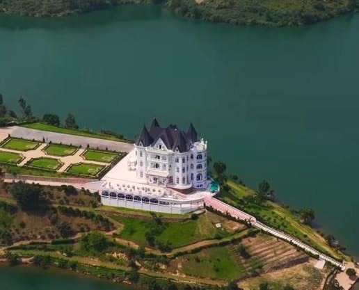 Château le Marara