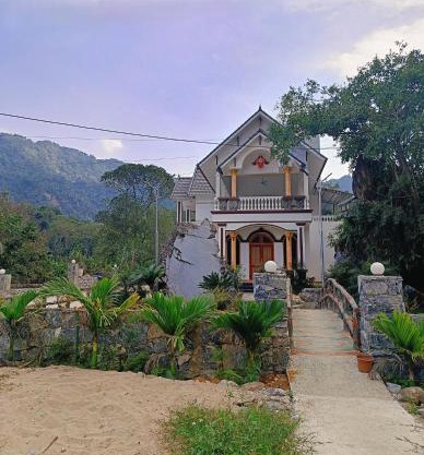 CH Homestays & Tour Motorbikes