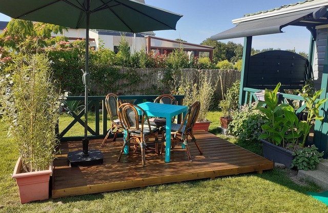 Chalet 100 m from the little sea of Gâvres