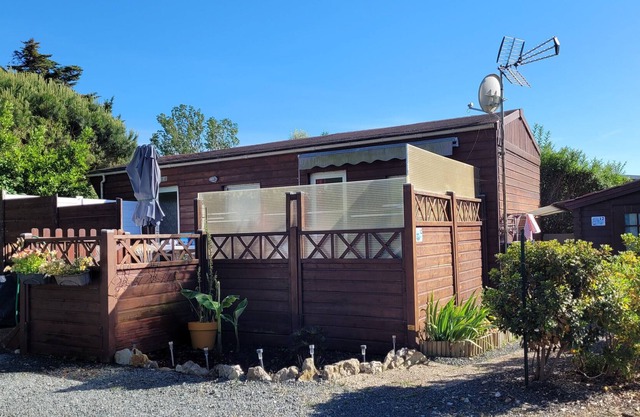 Chalet 'À 50m De La Plage' with Private Terrace, Private Garden and Wi-Fi