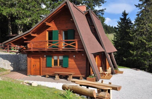 Chalet Alpinka by Interhome