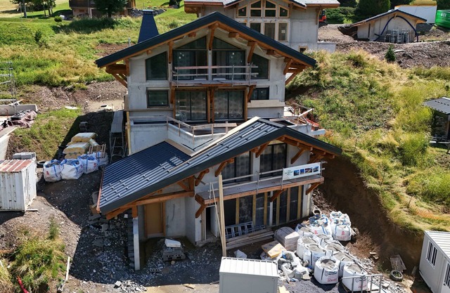 Chalet APY - Large new chalet with terrace, 6 bedrooms, wifi, balcony etc.