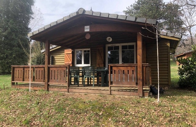 Chalet Charley with lake view