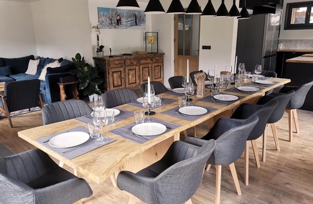 Chalet Domisiladoré - chalet haut de gamme pour 10 adultes et 2 enfants à Châtel
