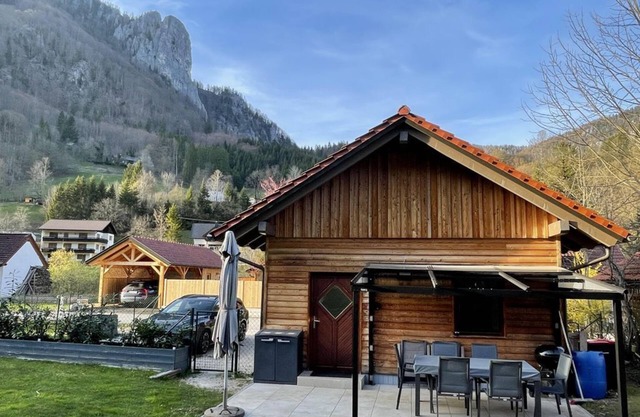 Chalet Falkenstein - Ferienhaus, Dusche, WC, Ruhig