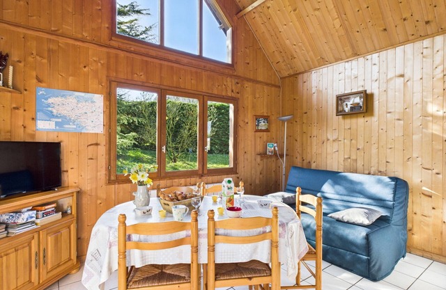 Chalet for 2 adults and 2 children - garden and terrace