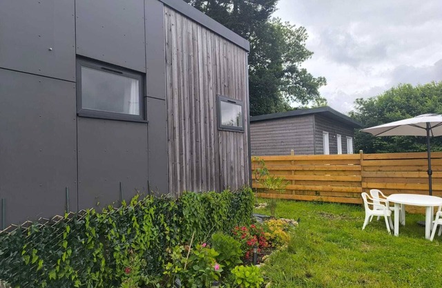 Chalet for 4, garden, TV + Netflix wifi in Laz