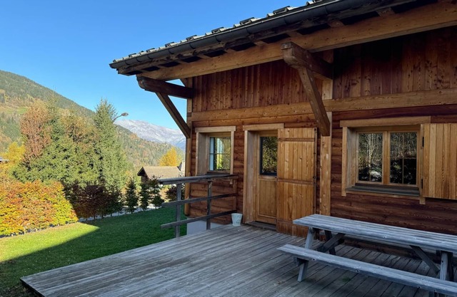 Chalet for 10 people, 5* at the foot of the Mont Blanc massif