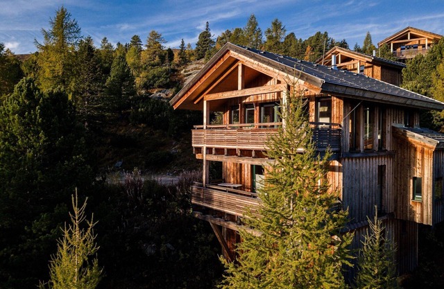 Chalet in Alps with Sauna & Whirlpool