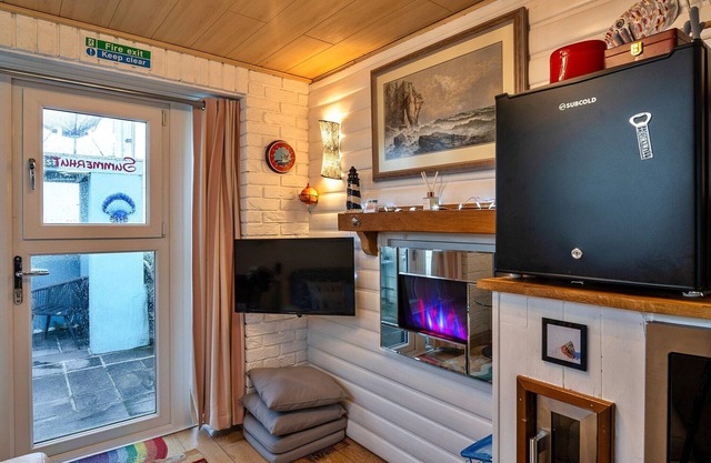 Chalet in Tintagel with Stunning Sea Views