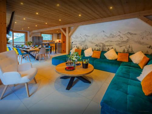 Chalet Julero - OVO Network