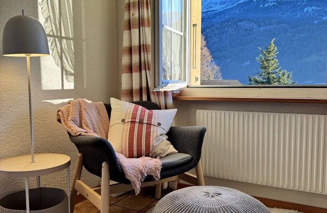 Chalet Lulu Brienz Studio - comfy traditional Swiss chalet