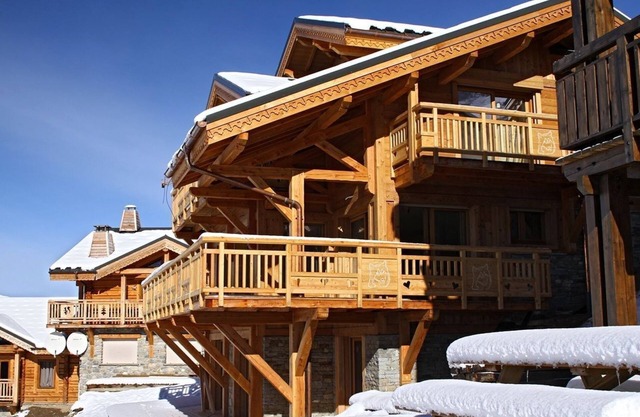 Chalet Privé , 80m des Pistes + Local à Skis