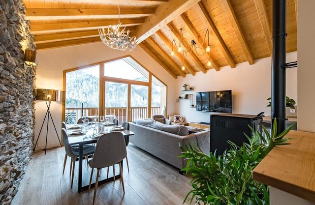 Chalet Triplex - sleeps 6