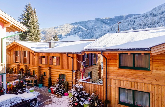 Chalet with 2 bunks in the heart of Kaprun
