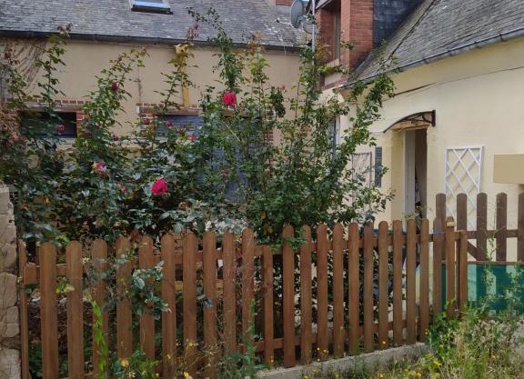 chambre chez l'habitant, maison ancienne avec poutres